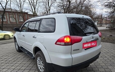 Mitsubishi Pajero Sport II рестайлинг, 2014 год, 2 200 000 рублей, 20 фотография