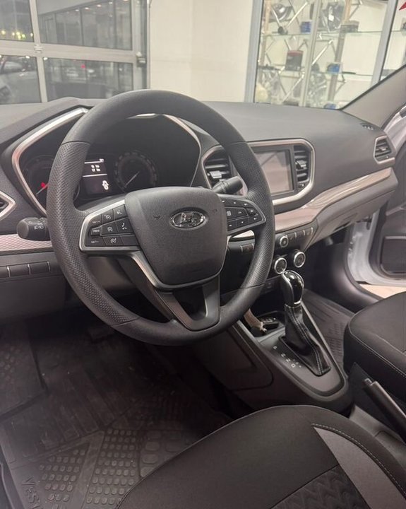 ВАЗ (LADA) Vesta, 2024 год, 1 450 000 рублей, 10 фотография