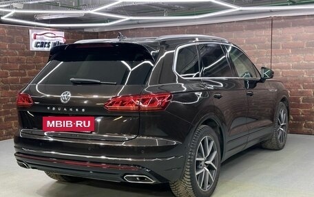 Volkswagen Touareg III, 2019 год, 5 490 000 рублей, 4 фотография