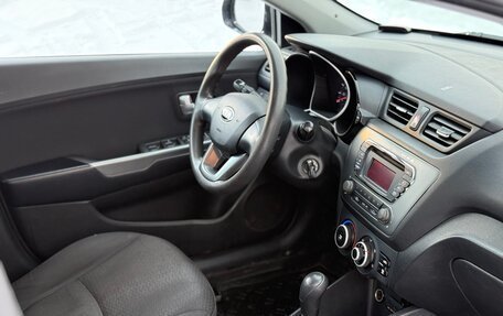 KIA Rio III рестайлинг, 2013 год, 815 000 рублей, 9 фотография