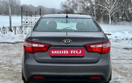 KIA Rio III рестайлинг, 2013 год, 815 000 рублей, 5 фотография