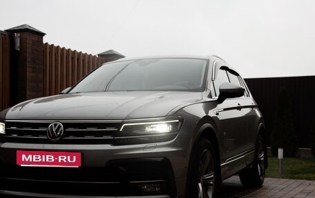 Volkswagen Tiguan II, 2019 год, 3 500 000 рублей, 5 фотография