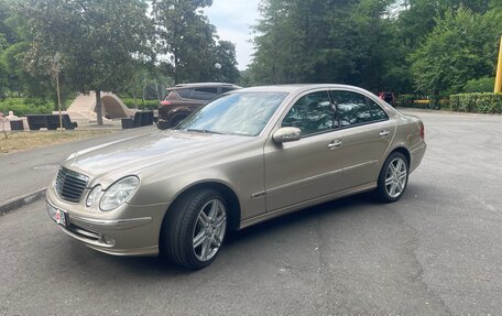 Mercedes-Benz E-Класс, 2003 год, 1 165 000 рублей, 15 фотография