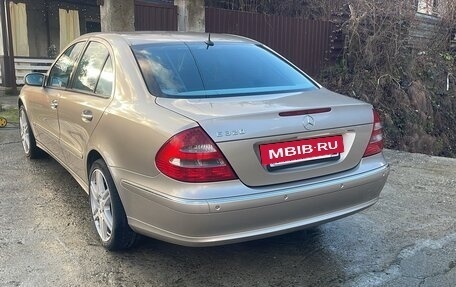 Mercedes-Benz E-Класс, 2003 год, 1 165 000 рублей, 2 фотография