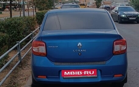 Renault Logan II, 2015 год, 700 000 рублей, 12 фотография