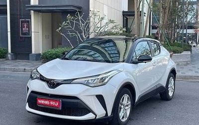 Toyota C-HR I рестайлинг, 2021 год, 2 000 000 рублей, 1 фотография