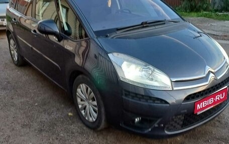 Citroen C4 Picasso II рестайлинг, 2011 год, 620 000 рублей, 1 фотография