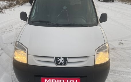 Peugeot Partner II рестайлинг 2, 2010 год, 555 000 рублей, 1 фотография