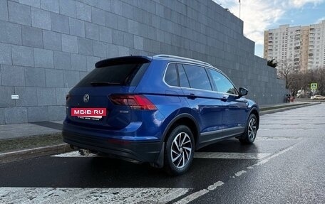 Volkswagen Tiguan II, 2018 год, 2 150 000 рублей, 5 фотография