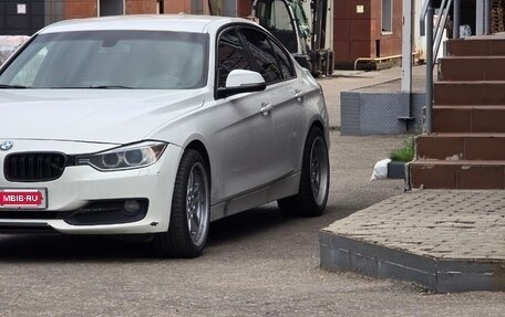 BMW 3 серия, 2012 год, 1 800 000 рублей, 10 фотография