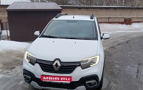 Renault Sandero II рестайлинг, 2021 год, 1 370 000 рублей, 13 фотография