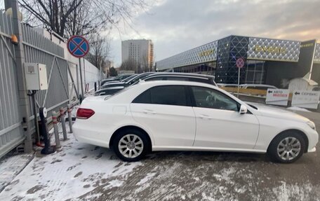 Mercedes-Benz E-Класс, 2013 год, 2 250 000 рублей, 5 фотография