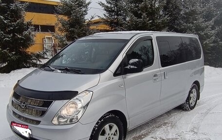 Hyundai Grand Starex Grand Starex I рестайлинг 2, 2010 год, 1 760 000 рублей, 4 фотография