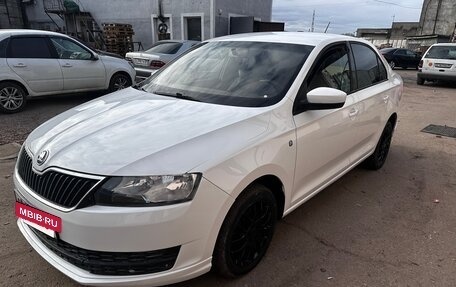 Skoda Rapid I, 2015 год, 950 000 рублей, 2 фотография