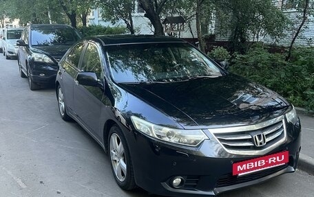 Honda Accord VIII рестайлинг, 2012 год, 1 800 000 рублей, 2 фотография