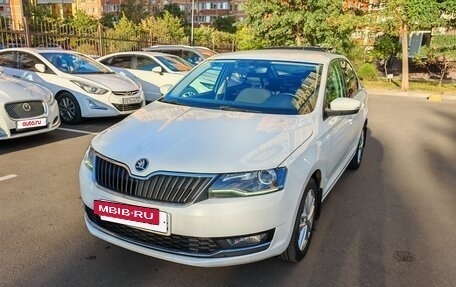 Skoda Rapid I, 2018 год, 1 450 000 рублей, 10 фотография