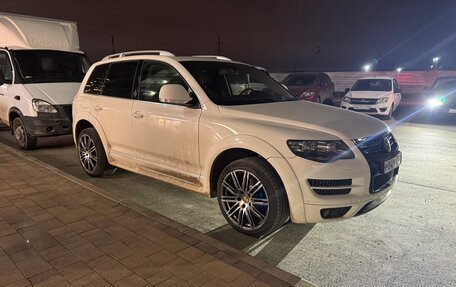 Volkswagen Touareg III, 2009 год, 1 590 000 рублей, 2 фотография