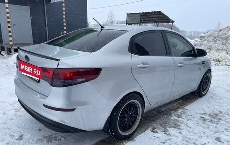 KIA Rio III рестайлинг, 2016 год, 845 000 рублей, 4 фотография