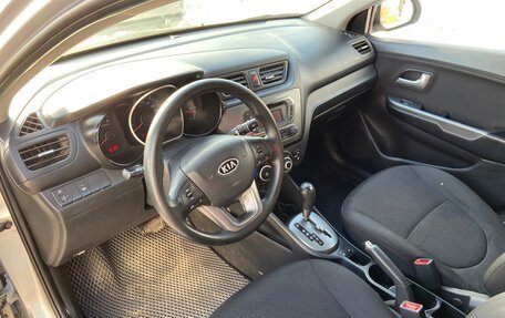 KIA Rio III рестайлинг, 2012 год, 879 000 рублей, 17 фотография