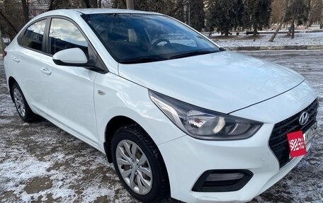 Hyundai Solaris II рестайлинг, 2018 год, 919 000 рублей, 6 фотография