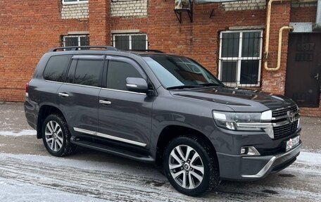 Toyota Land Cruiser 200, 2015 год, 4 700 000 рублей, 4 фотография