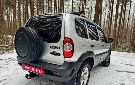 Chevrolet Niva I рестайлинг, 2012 год, 495 000 рублей, 28 фотография