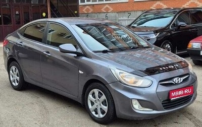 Hyundai Solaris II рестайлинг, 2011 год, 880 000 рублей, 1 фотография