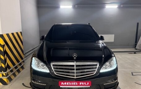 Mercedes-Benz S-Класс, 2008 год, 1 470 000 рублей, 2 фотография