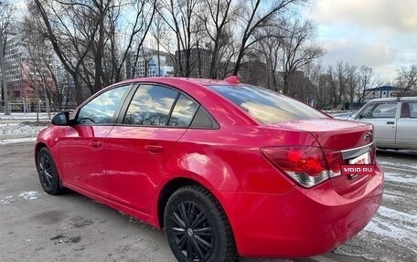 Chevrolet Cruze II, 2013 год, 899 990 рублей, 28 фотография