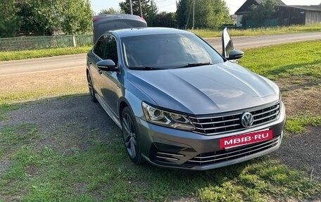 Volkswagen Passat B8 рестайлинг, 2017 год, 1 800 000 рублей, 7 фотография