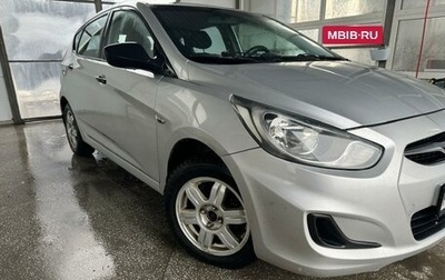 Hyundai Solaris II рестайлинг, 2013 год, 780 000 рублей, 1 фотография