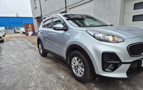 KIA Sportage IV рестайлинг, 2018 год, 2 115 000 рублей, 3 фотография