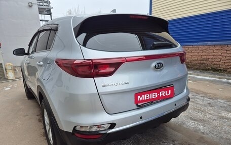 KIA Sportage IV рестайлинг, 2018 год, 2 115 000 рублей, 4 фотография