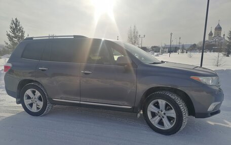 Toyota Highlander III, 2012 год, 2 088 000 рублей, 9 фотография