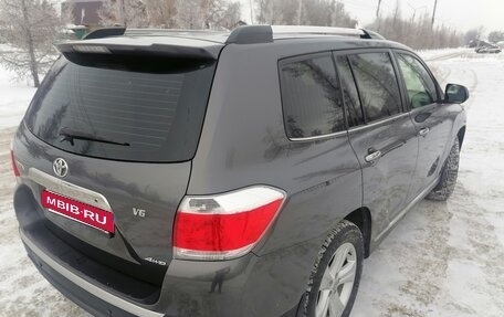 Toyota Highlander III, 2012 год, 2 088 000 рублей, 17 фотография