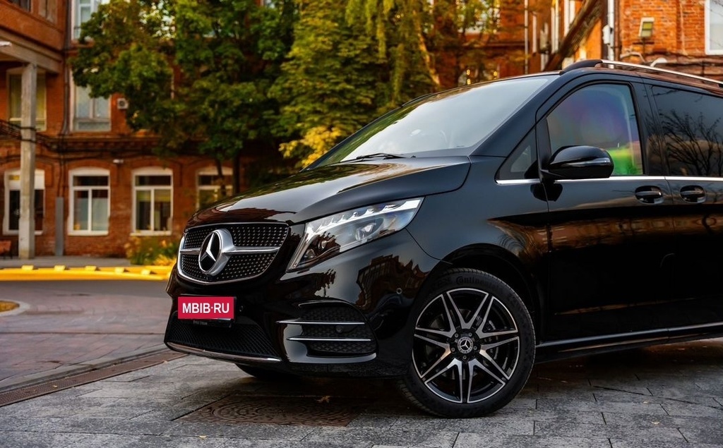 Mercedes-Benz V-Класс, 2023 год, 14 000 000 рублей, 2 фотография