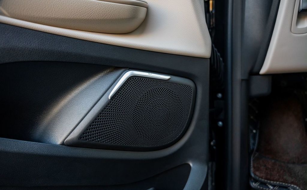 Mercedes-Benz V-Класс, 2023 год, 14 000 000 рублей, 13 фотография