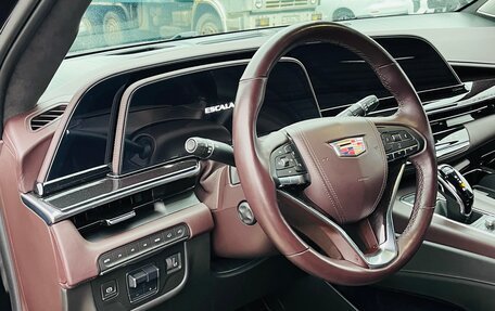 Cadillac Escalade V, 2022 год, 14 600 000 рублей, 8 фотография