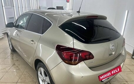 Opel Astra J, 2011 год, 899 000 рублей, 5 фотография