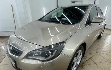 Opel Astra J, 2011 год, 899 000 рублей, 14 фотография