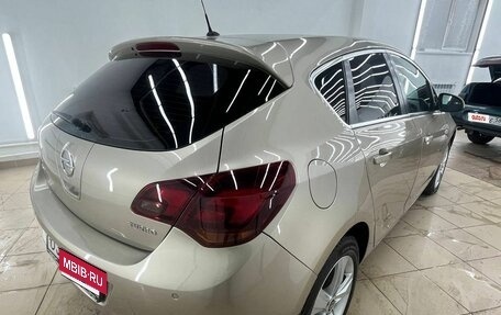 Opel Astra J, 2011 год, 899 000 рублей, 16 фотография