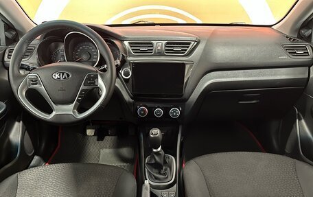 KIA Rio III рестайлинг, 2016 год, 899 000 рублей, 12 фотография