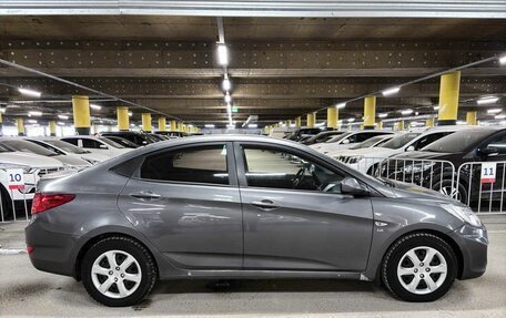 Hyundai Solaris II рестайлинг, 2011 год, 599 000 рублей, 4 фотография