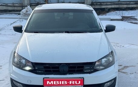 Volkswagen Polo VI (EU Market), 2019 год, 1 100 000 рублей, 1 фотография