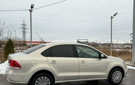 Volkswagen Polo VI (EU Market), 2011 год, 800 000 рублей, 5 фотография