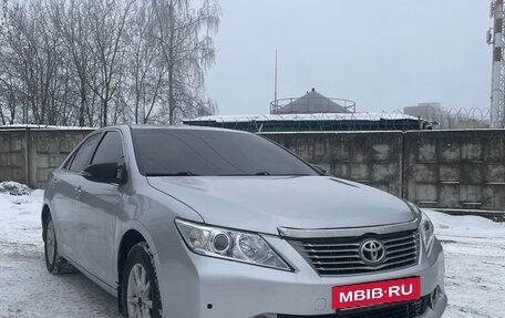 Toyota Camry, 2013 год, 1 300 000 рублей, 4 фотография