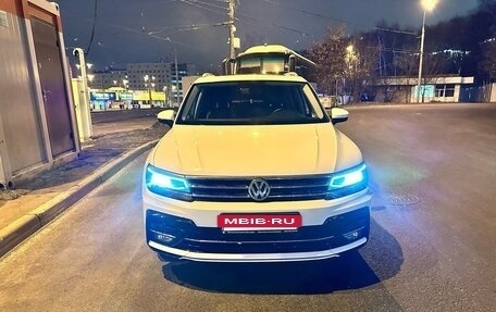 Volkswagen Tiguan II, 2018 год, 3 590 000 рублей, 5 фотография