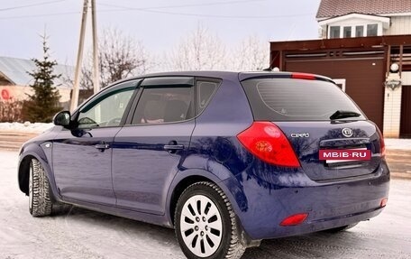 KIA cee'd I рестайлинг, 2009 год, 705 000 рублей, 4 фотография