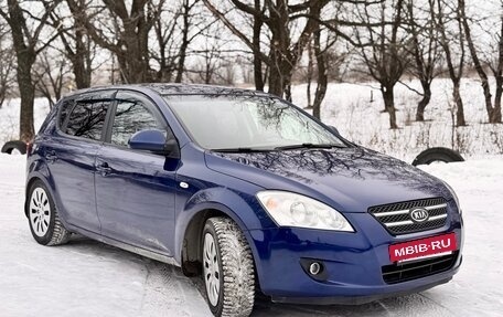 KIA cee'd I рестайлинг, 2009 год, 705 000 рублей, 2 фотография