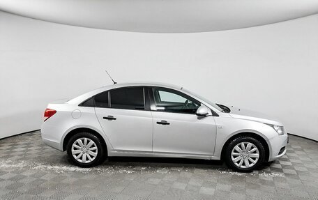 Chevrolet Cruze II, 2011 год, 830 000 рублей, 5 фотография